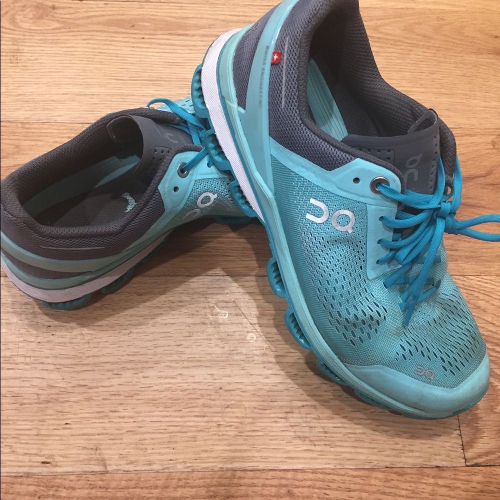 Cloud running shoe